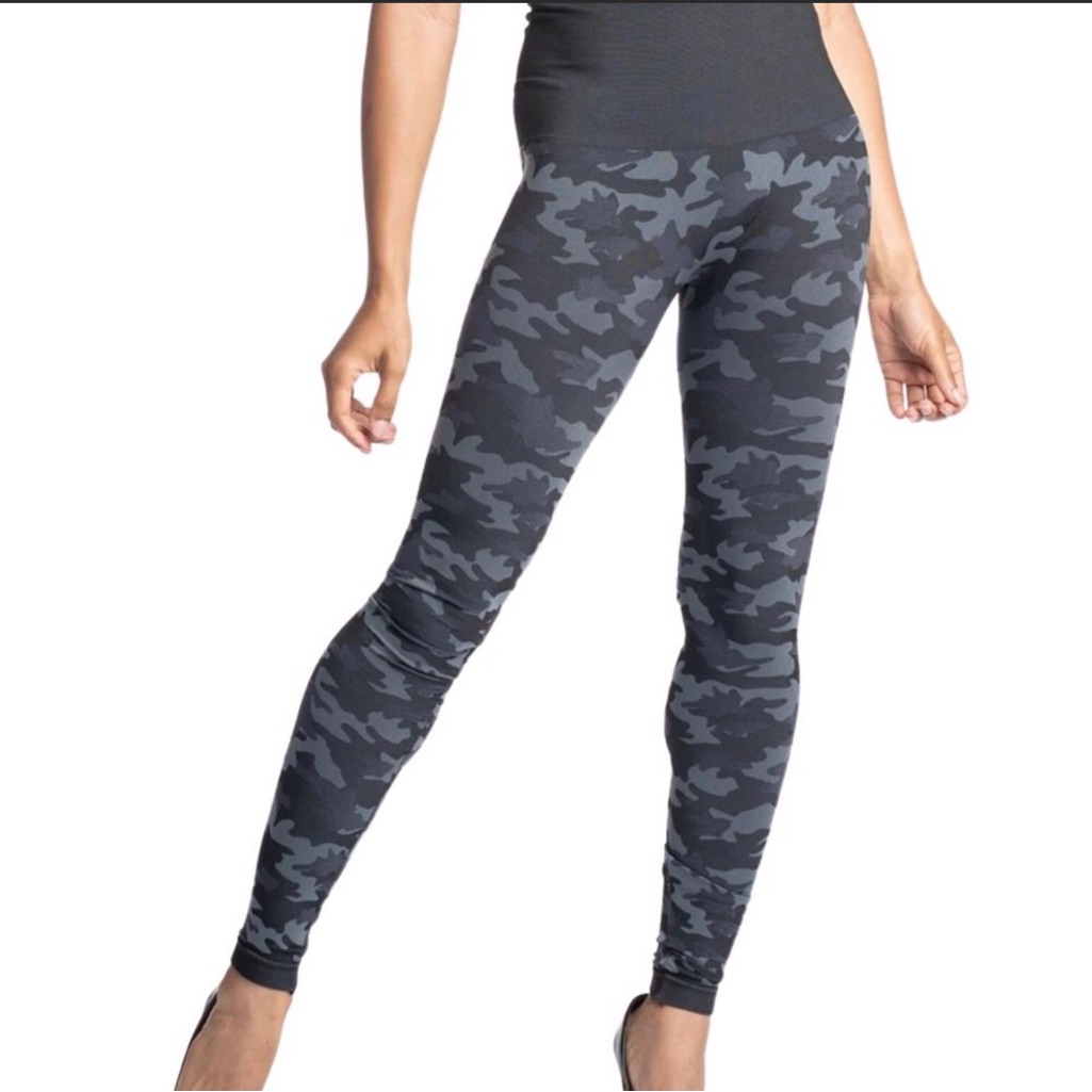 Preggo High Rise Camo-Print Snapback Postpartum Leggings Size Xl